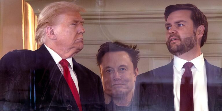 JD Vance 表示 Elon Musk 不会去任何地方