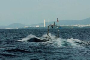 美国海军陆战队在日本使用基于麻醉品潜艇设计的 ALPV 自主低调舰进行隐身行动训练