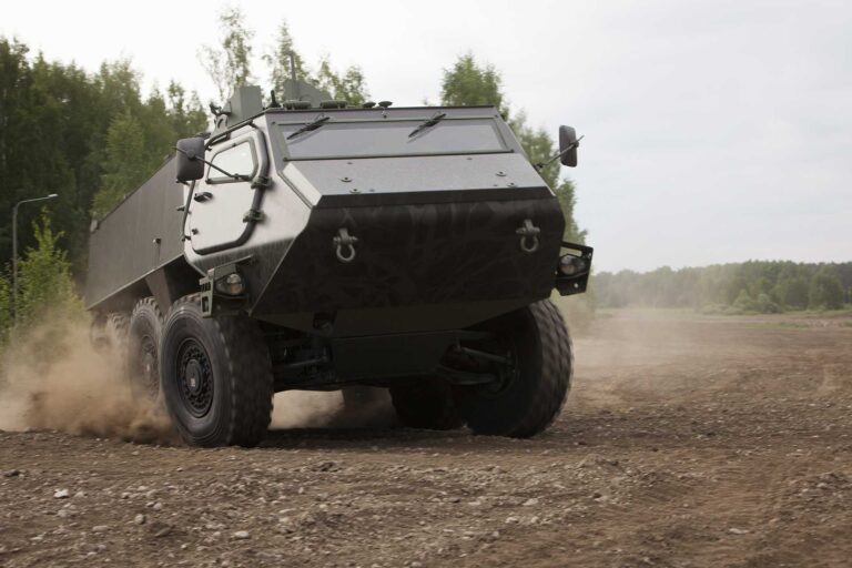 丹麦从芬兰订购 130 辆 Patria 6×6 装甲车，加入欧洲 CAVS 计划