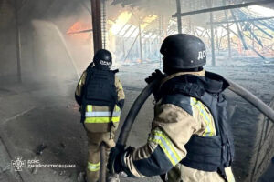 俄罗斯无人机袭击在第聂伯罗彼得罗夫斯克地区造成一人死亡，女孩受伤