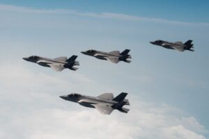 快讯：美国空军考虑向韩国永久部署 F-35A 隐形战斗机