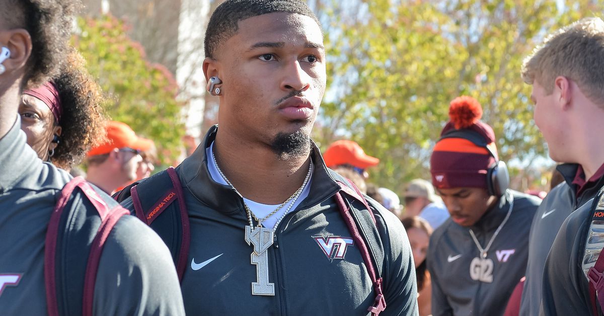 弗吉尼亚理工大学橄榄球：布伦特·普莱 （Brent Pry） 排除了 QB Kyron Drones 参加春季训练的剩余时间