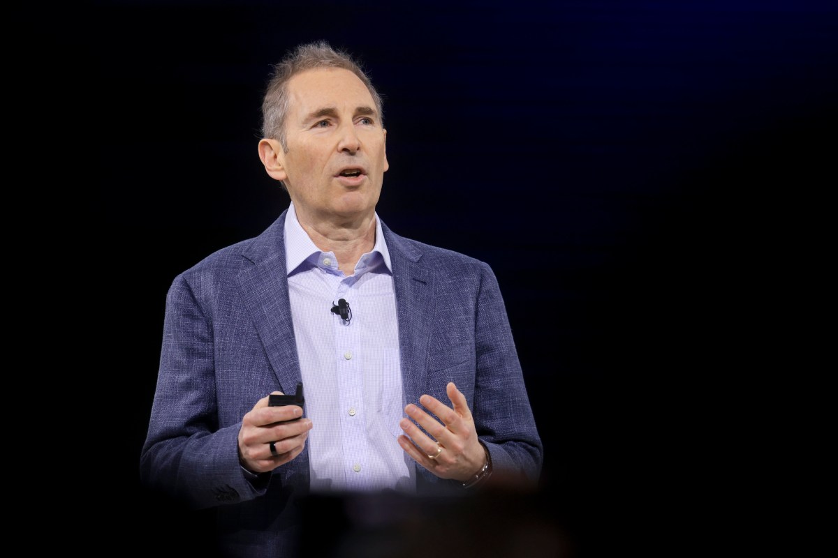 亚马逊首席执行官安迪·贾西 （Andy Jassy） 敦促公司大力投资人工智能