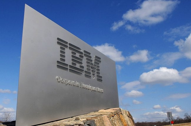 IBM 被 Doge 合同取消轮盘赌拖累