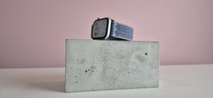 Apple Nike Sport Loop 测评：一款灵活的织物表带，专为运动型而设计