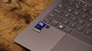 英特尔表示，它正在推出性能提高 10% 到 25% 的笔记本电脑 GPU 驱动程序