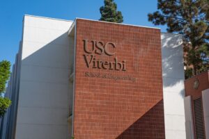 Viterbi 教授开发 AI 评分平台