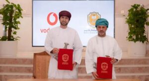 Vodafone Oman 和 SQU 合作推进 AI 和数字创新
