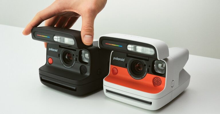 Polaroid 的新 Instant Camera 会在您拍摄前警告您曝光和对焦问题