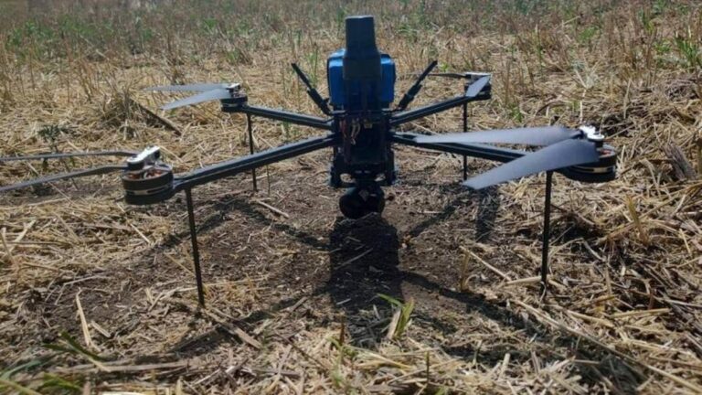 Brave1 的开发人员在乌克兰的射程超过 20 公里的光纤上对 Fpv 无人机进行了首次测试