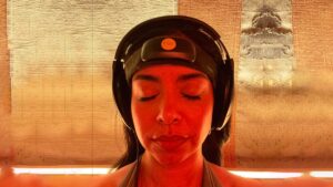 Muse S Athena 评论：一款 Brain Fitness 追踪器，可让您用心灵让猫头鹰飞翔