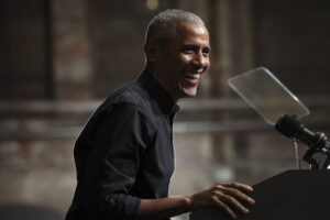 前总统巴拉克·奥巴马 （Barack Obama） 权衡了人情味与 AI 在编码中的应用