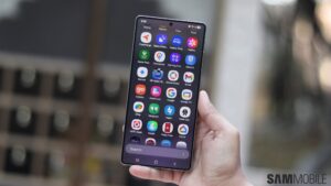 对不起，美国，您今天没有收到 One UI 7 更新