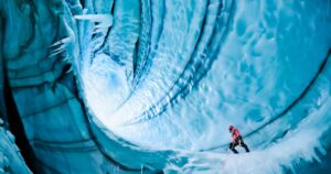 您能分辨出这些非凡的风景照片中哪些是真实的，哪些是 AI 生成的吗？