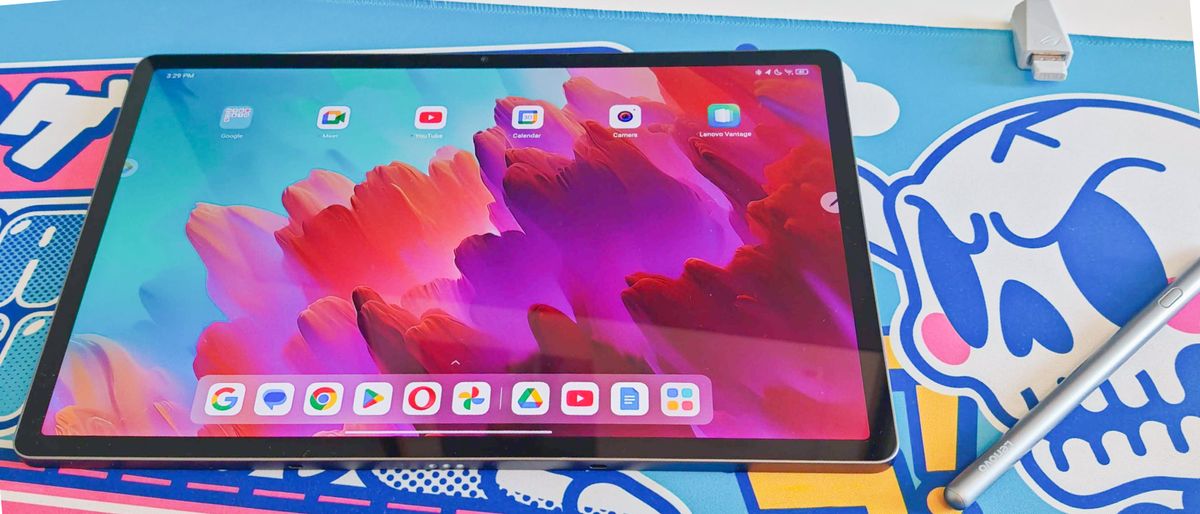我已经使用 Lenovo Idea Tab Pro 一个多月了，Apple 应该担心这款 Android iPad 替代品
