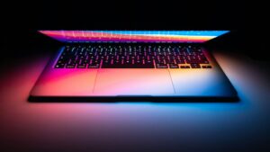 macOS Sequoia 15.4 发布说明：Apple Intelligence 新功能等