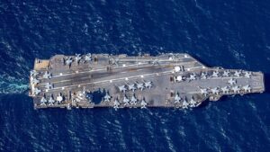 美国航空母舰需要更便宜的反无人机系统，而海军正在努力开发这些系统