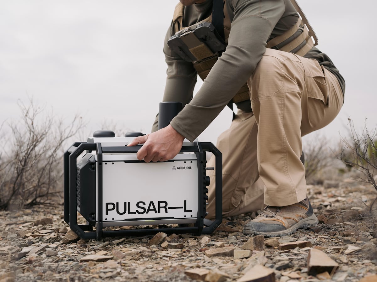 Anduril 宣布推出更轻、更小的 Pulsar 干扰器
