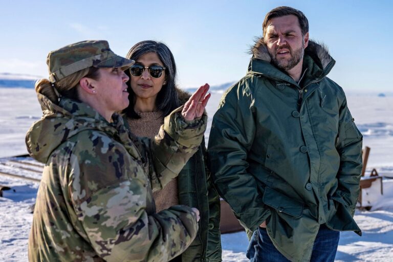 国防部称“破坏”JD Vance 的电子邮件后，太空部队指挥官被解雇