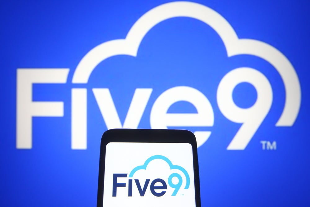 Five9 在裁员的同时依赖人工智能