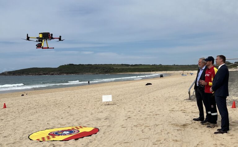 Babcock 和 Surf Life Saving NSW 签署了关于远程无人机能力的谅解备忘录