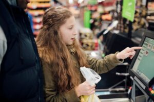 Sam's Club 押注 AI 以消除收据检查并增强零售业