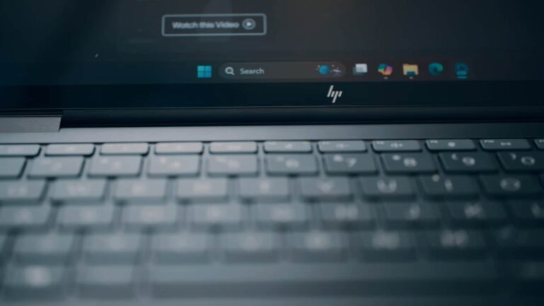 HP OmniBook AI PC 现已接受预订，起价为 78,999 卢比
