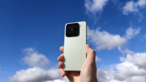 这个疯狂的手机电池谣言让我想知道 iPhone 是否会赶上 Android