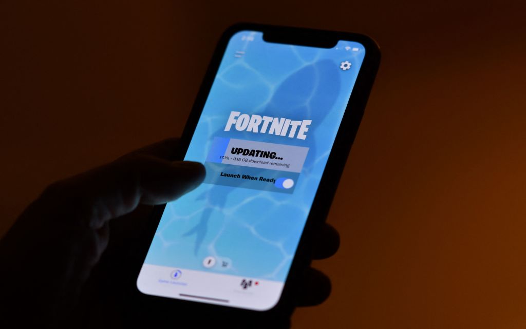 法官向 Apple 施压，要求其批准 Fortnite 或重返法庭