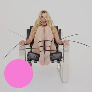Kesha 在 AI 争议中更改歌曲 Delusional 的封面艺术