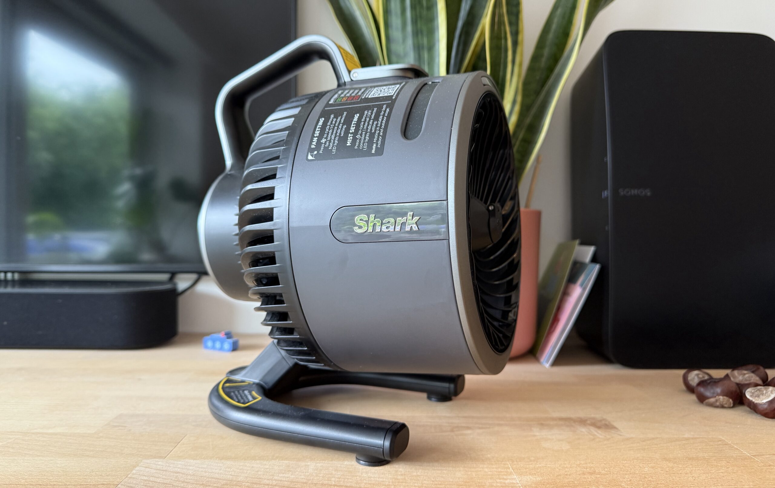 Shark FlexBreeze HydroGo 评测：一款令人难以置信的便携式风扇，让室内和室外的夏天更轻松