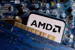 AMD 警告称，美国限制中国芯片出口将损失 19 亿美元的收入