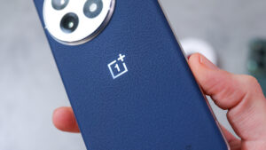 更便宜的 OnePlus Android 手机在其老大哥之前获得 Mac 连接更新