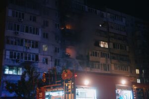 乌克兰面临自战争开始以来最大规模的俄罗斯导弹和无人机袭击