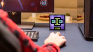 Divoom TimeBox Evo 像素艺术扬声器刚刚在亚马逊降至创纪录的低价
