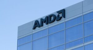 AMD 首席执行官认为“AI 势头”推动增长，但中国出口限制带来挑战