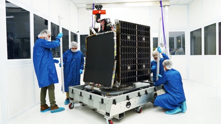 太空军官员：商业卫星可以做的比我们想象的要多得多