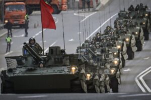 为什么泽连斯基在普京的胜利阅兵前将目标对准莫斯科
