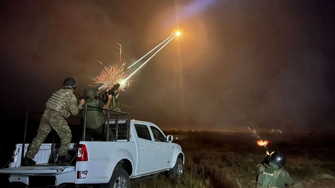 防空系统正在基辅地区打击敌方无人机