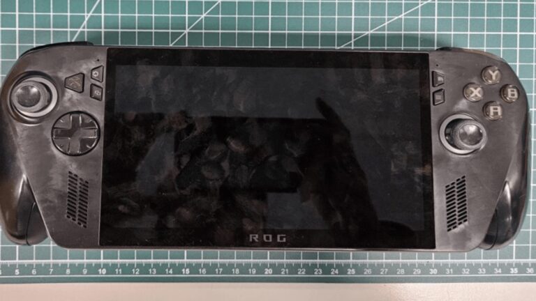 FCC 泄漏显示华硕 Rog Ally 2 手持设备带有 Xbox 按钮