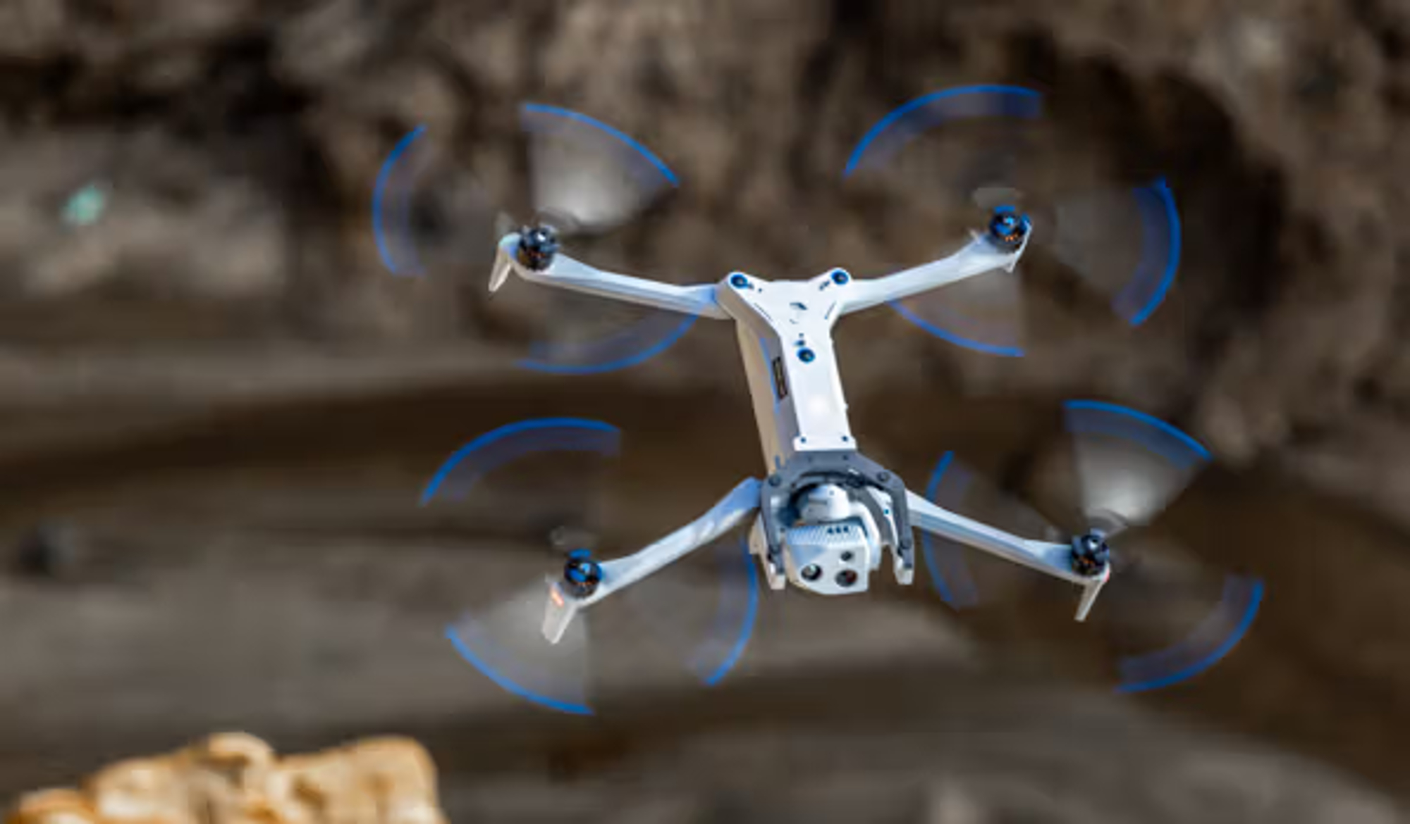 美国陆军从 Skydio 接收第一批 X10D 无人机