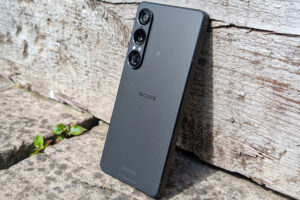 索尼 Xperia 1 VII 是我不想放下的复古旗舰