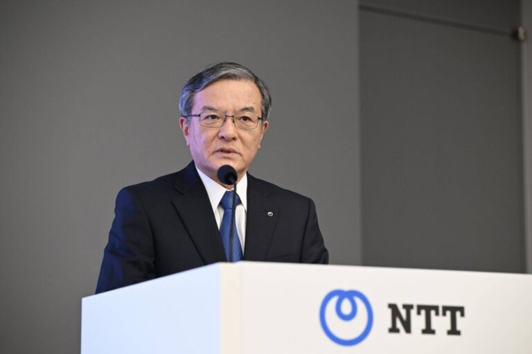 NTT 将在 AI 推送中以 165 亿美元收购 NTT 数据