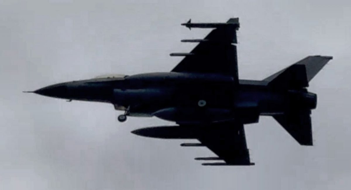 乌克兰 F-16 在俄罗斯大规模攻击中用 AIM-9 导弹单架击落五架无人机