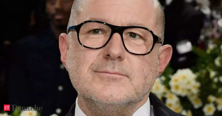 Jony Ive 加入 OpenAI。回顾定义他设计遗产的标志性产品