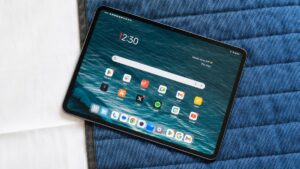 为什么我推荐这款 OnePlus 平板电脑而不是 iPad 进行多媒体消费