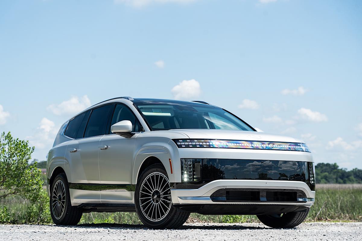 现代的 Ioniq 9 是一款大风格的大型电动 SUV