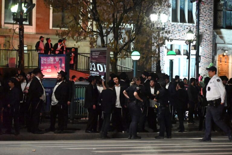 Crown Heights 暴徒暴力袭击事件被视频捕捉到一个月后，仍然没有逮捕