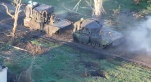 WORMBUSTERS FPV 无人机部队阻止了俄罗斯的进攻，使顿巴斯的 2 辆步兵战车瘫痪（视频）