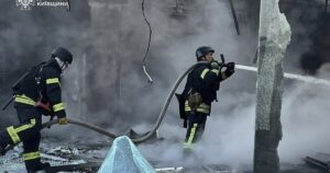 泽连斯基在罗马会见万斯，这是俄罗斯对乌克兰的最大无人机袭击数小时后